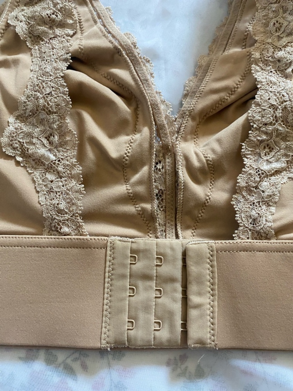 Soma Lace-Trim Wireless Bralette in Tan - Picture 9 of 12